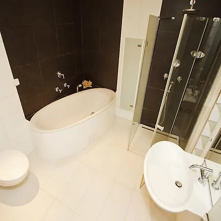 شقة Luxury Penthouse براغ