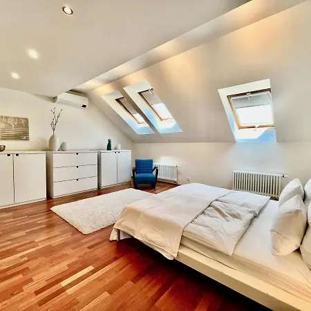 Luxury Penthouse Appartement Prague
