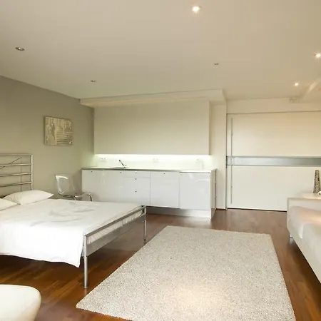 Luxury Penthouse 아파트