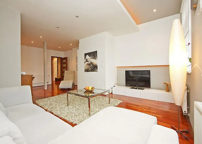Luxury Penthouse 아파트